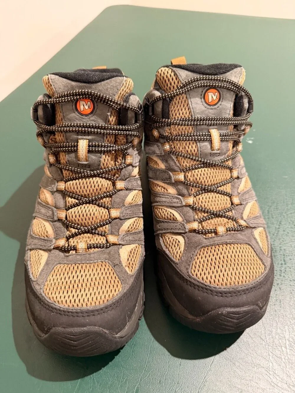 Merrell Moab 3 Mid Waterproof Hiking Boots Men's 8 Wide Butternut/Beluga